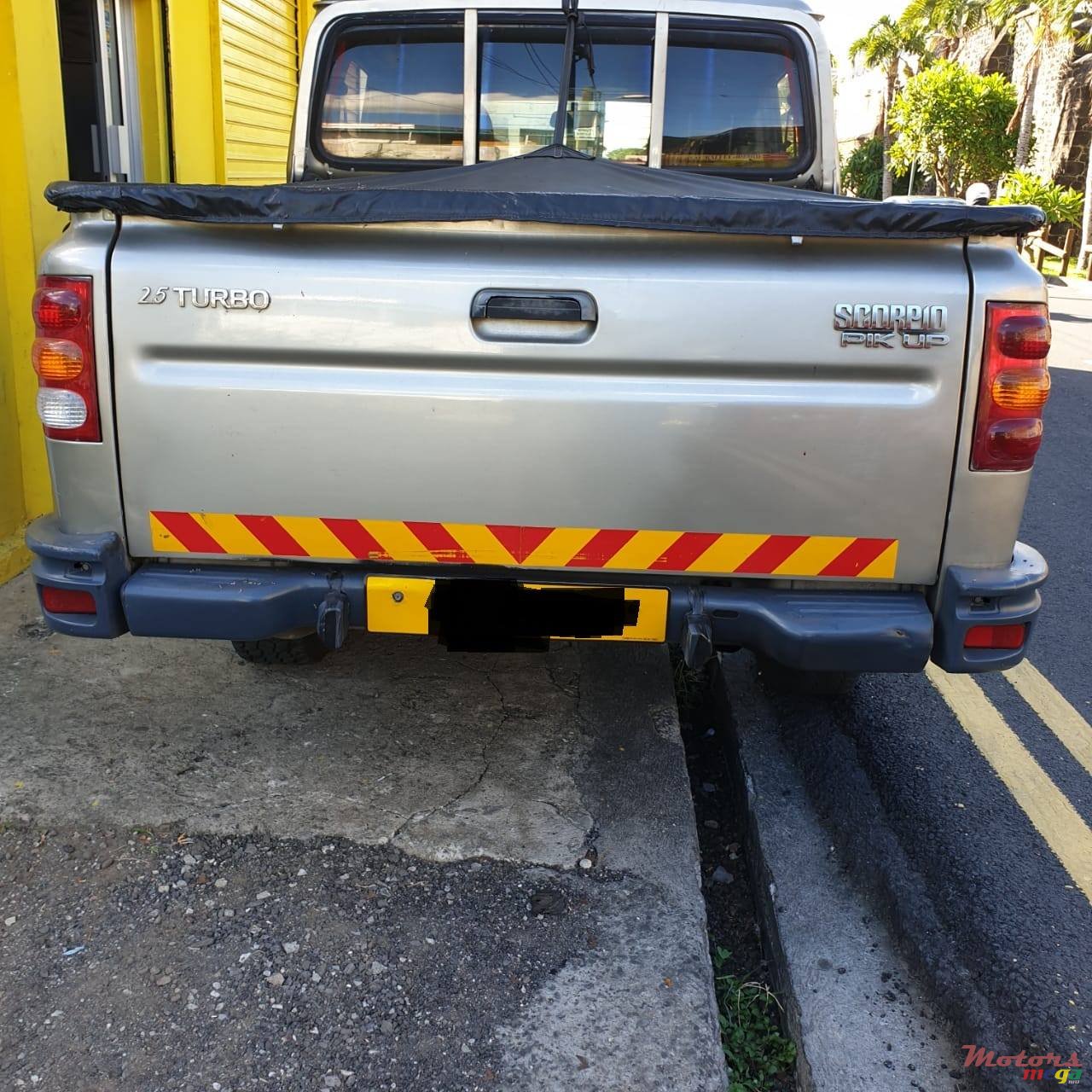 2014' Mahindra Scorpio photo #4