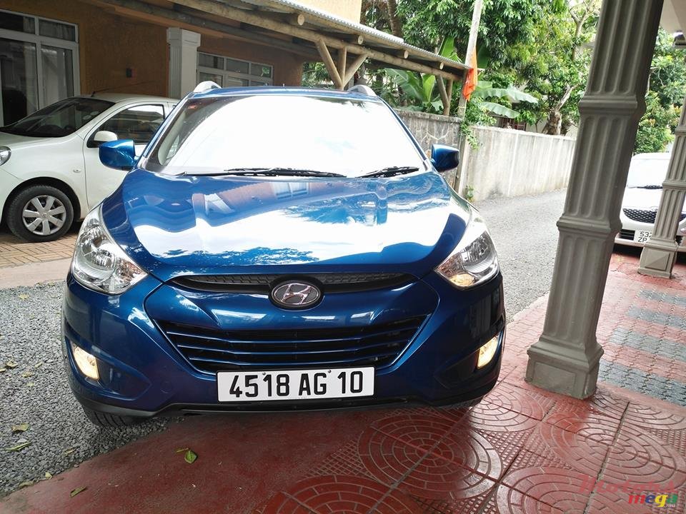 2010' Hyundai ix35 photo #1