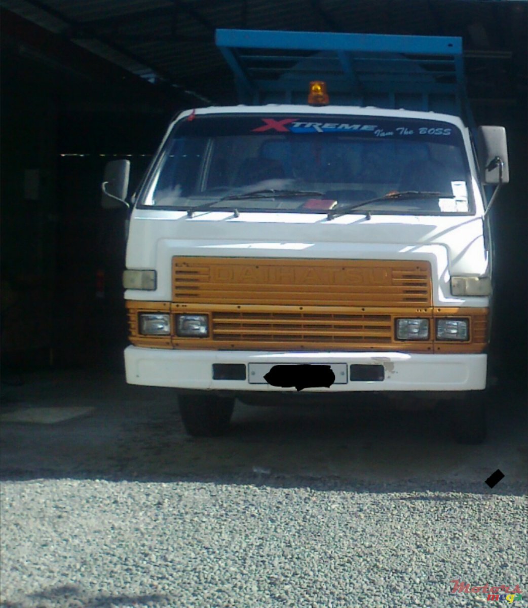 1992' Daihatsu photo #1