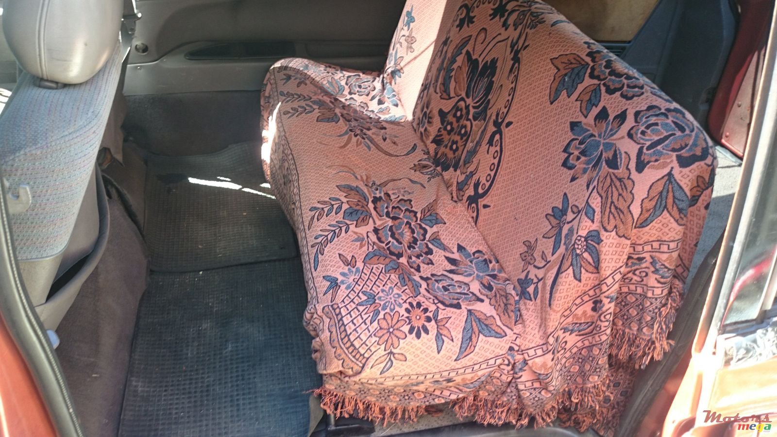 1996' Nissan Serena photo #2