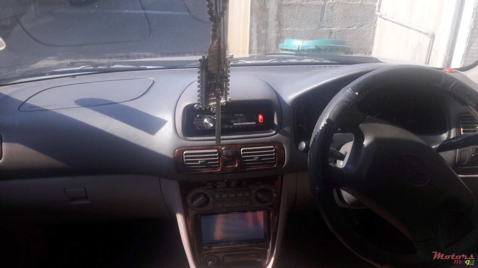 2000' Toyota Corolla photo #3