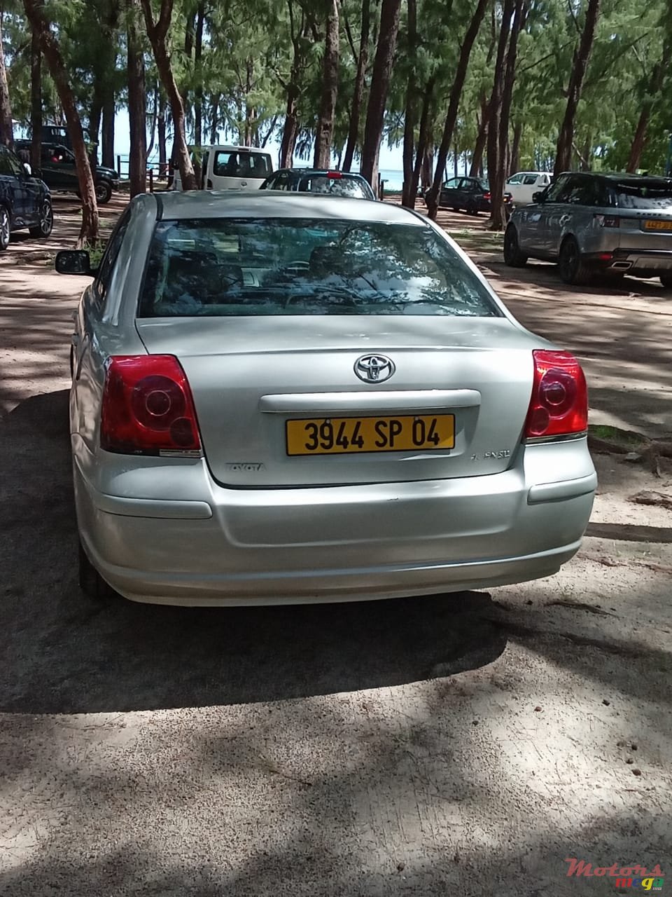 2004' Toyota Avensis Verso 2007 photo #5