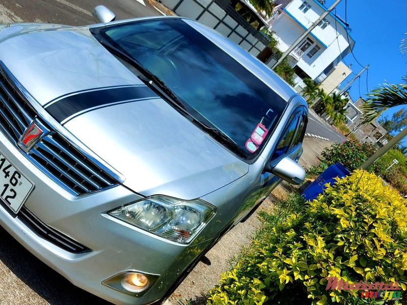 2012' Toyota Premio JANT COSMIC photo #1