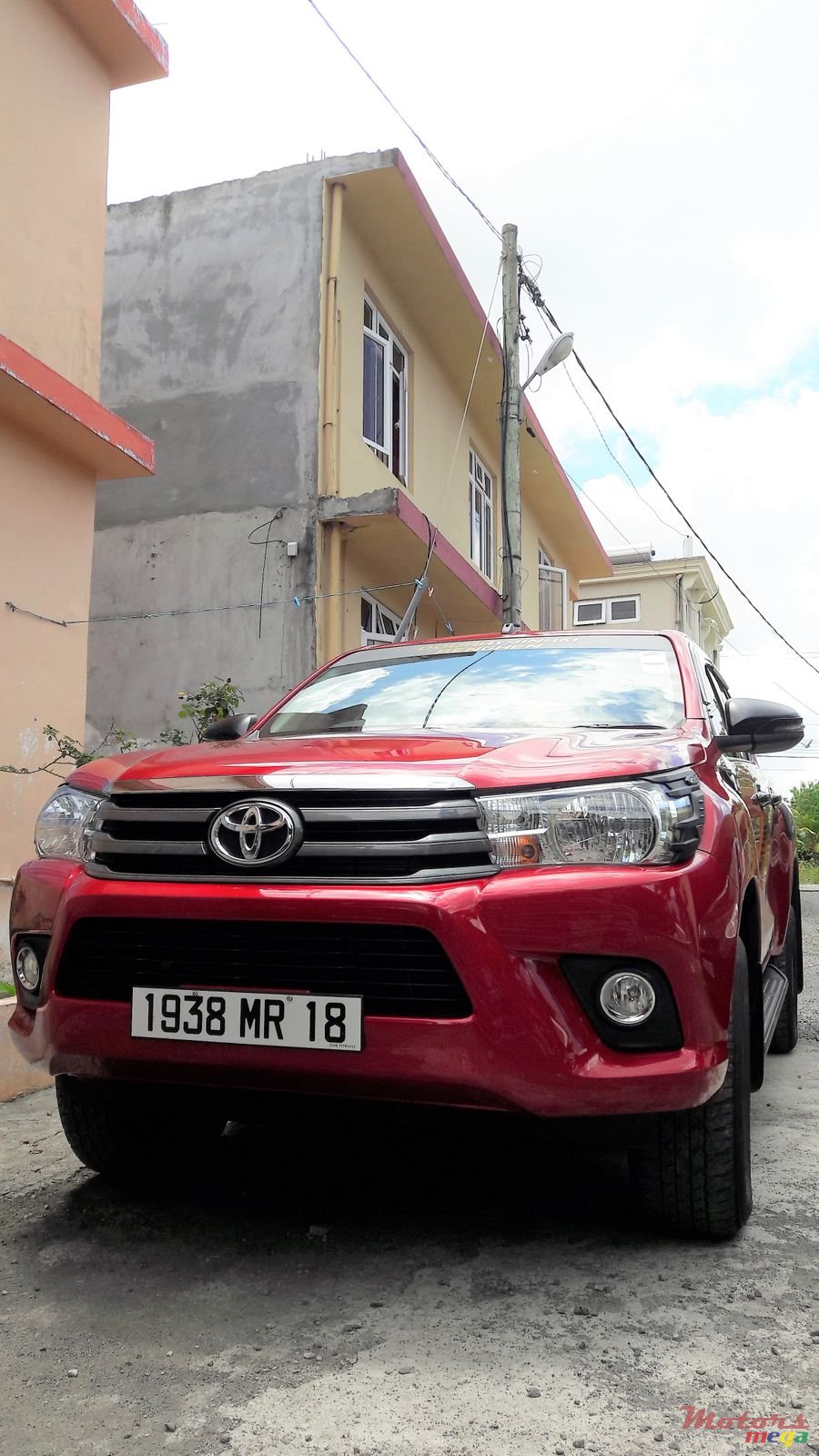 2018' Toyota Hilux photo #5