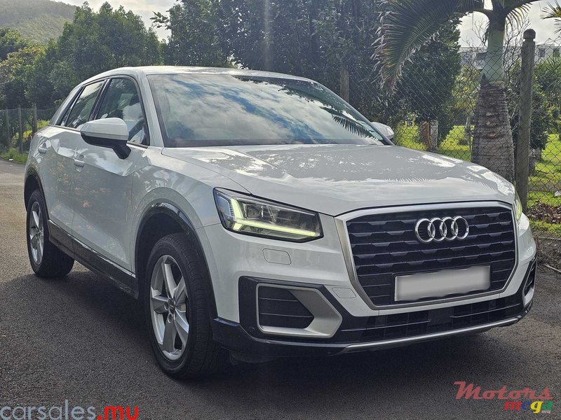 2020' Audi Q2 photo #2