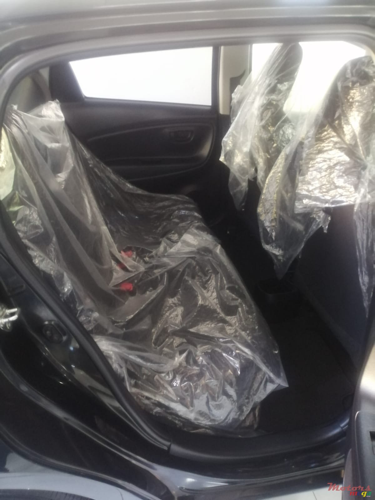 2018' Toyota Vitz photo #5