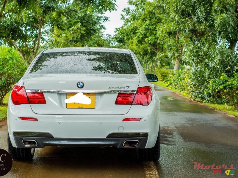 2014' BMW 7 Series photo #3