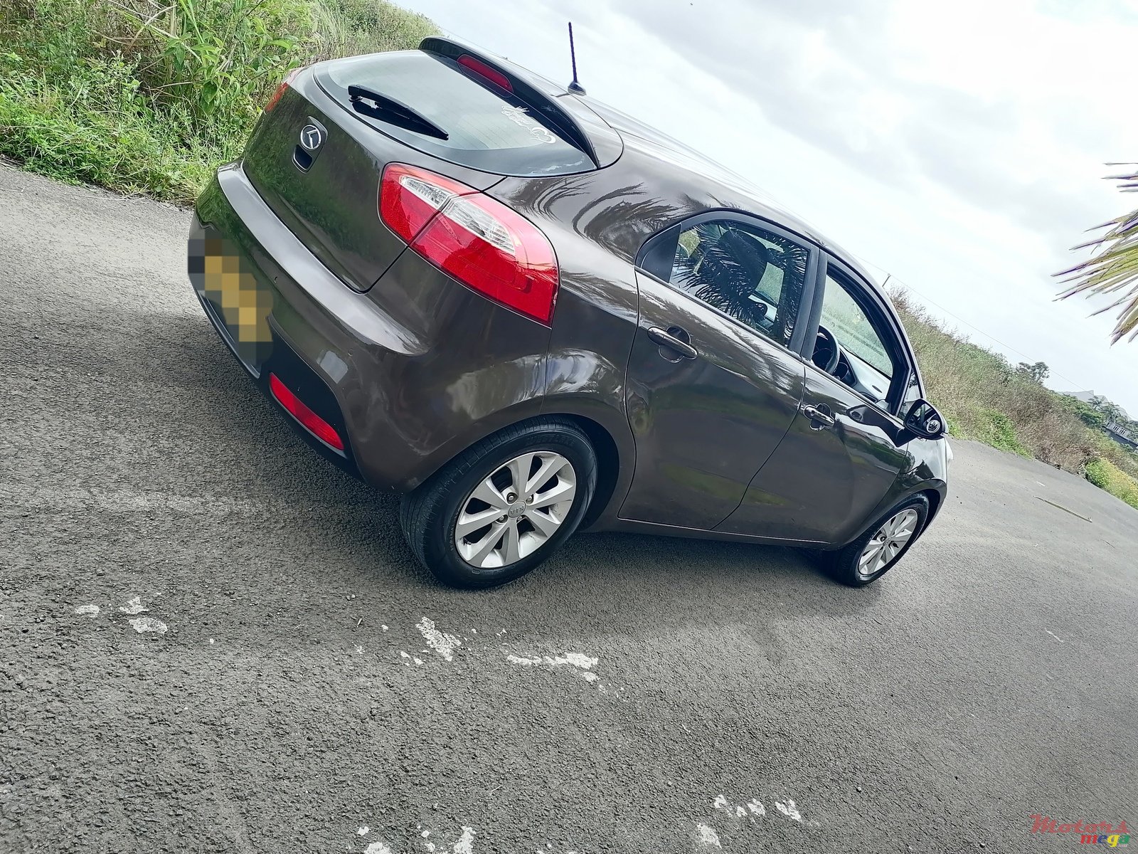 2012' Kia Rio photo #3