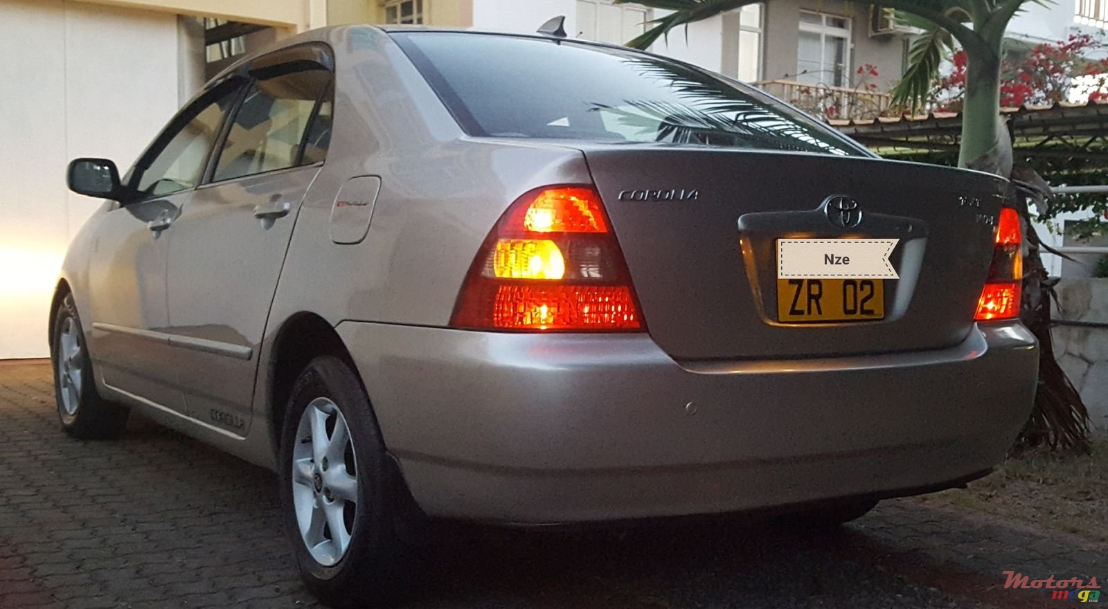 2002' Toyota Corolla photo #3