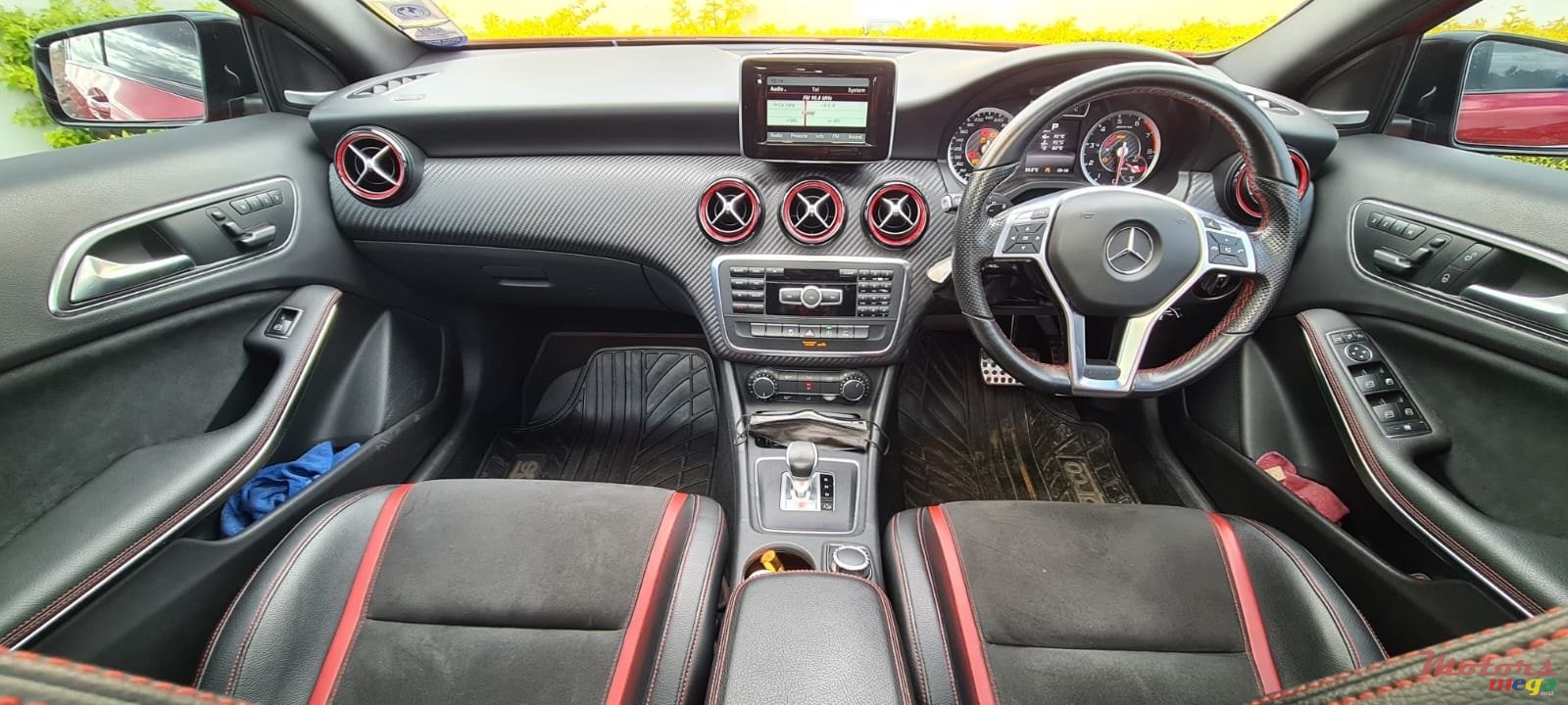 2016' Mercedes-Benz AMG A45 photo #2