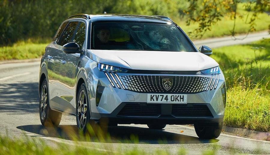 Peugeot is 'thinking about' building a new flagship above 5008