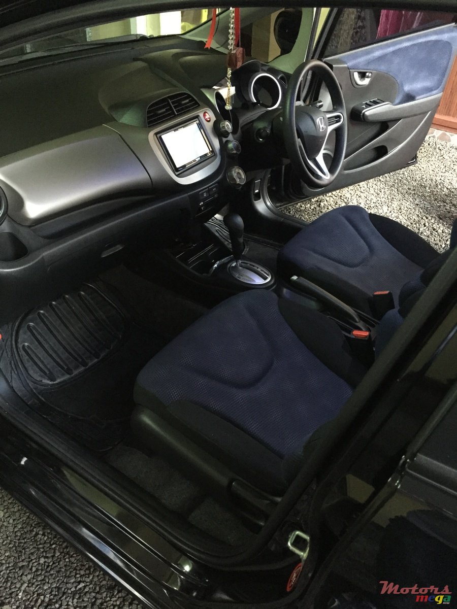 2011' Honda Fit photo #3