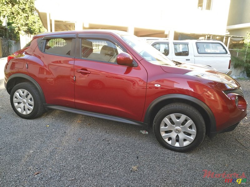 2011' Nissan Juke photo #2