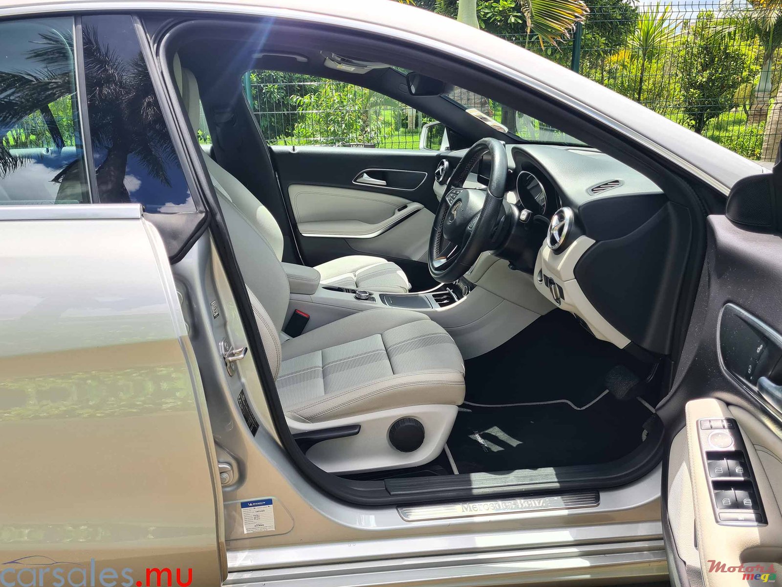 2019' Mercedes-Benz CLA 200 Urban photo #5