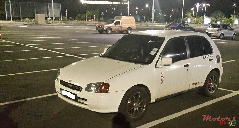1997' Toyota Starlet Reflect photo #1