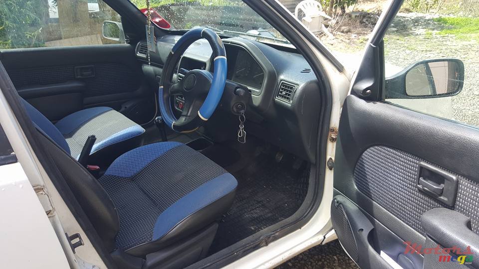 1998' Peugeot 106 equinox photo #3