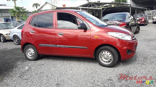 2012' Hyundai i10 photo #3