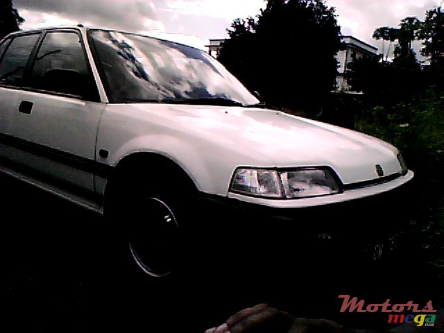 1990' Honda Civic 16v photo #1