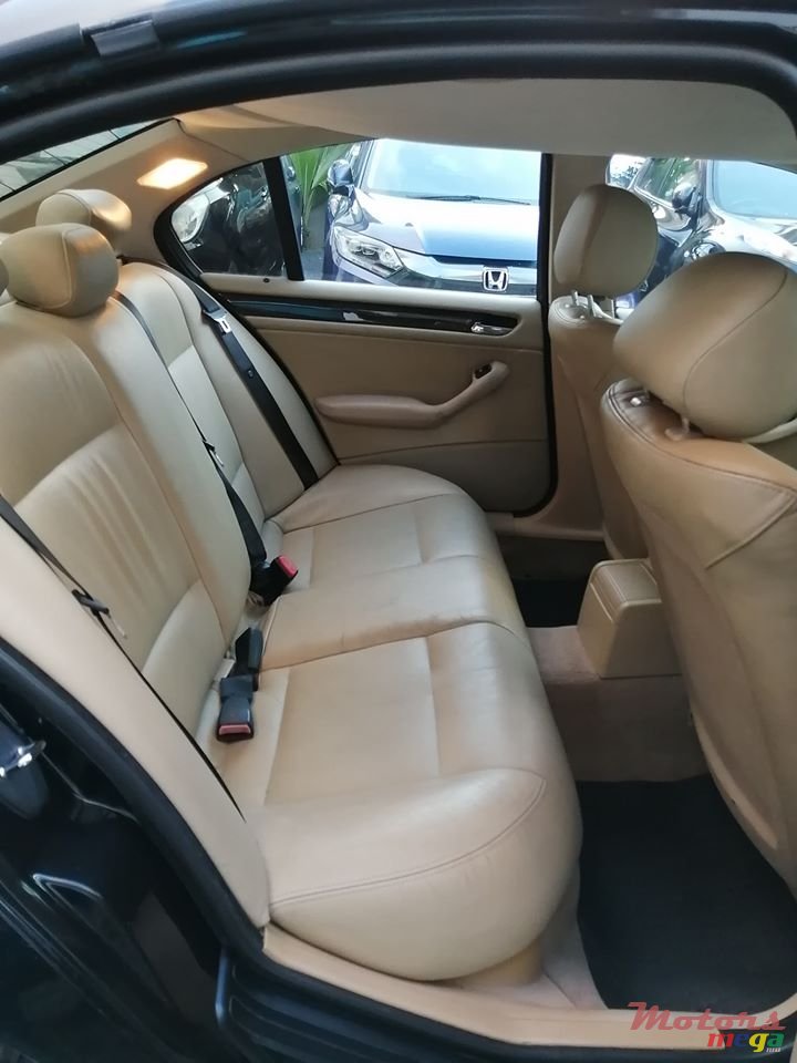 2003' BMW 318 i photo #5