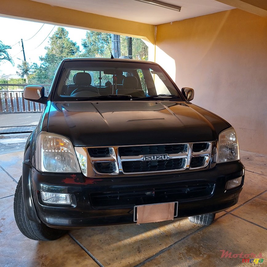 2005' Isuzu none photo #3