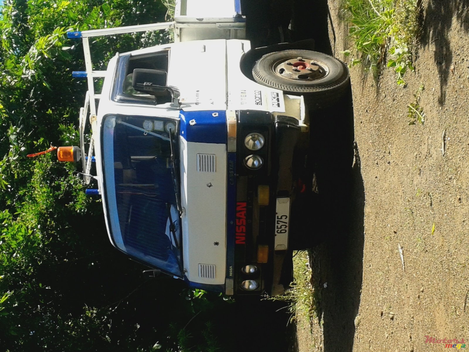 1988' Nissan photo #1