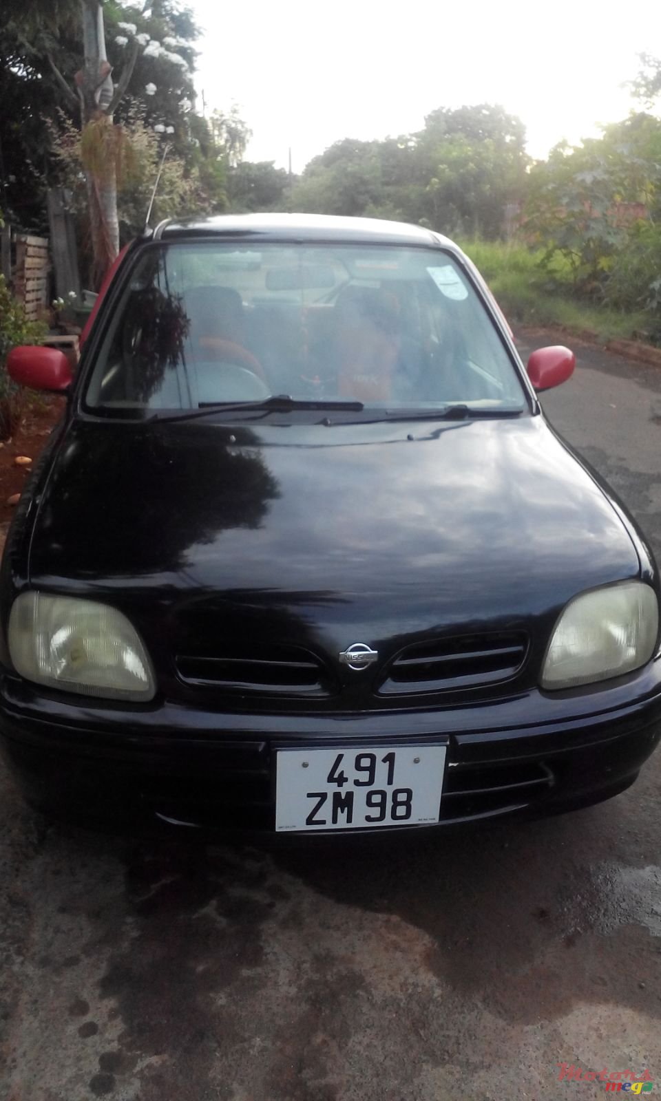 1998' Nissan photo #1