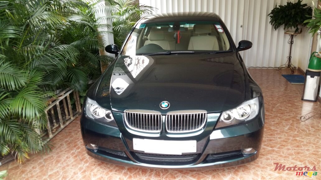 2007' BMW 316 photo #1