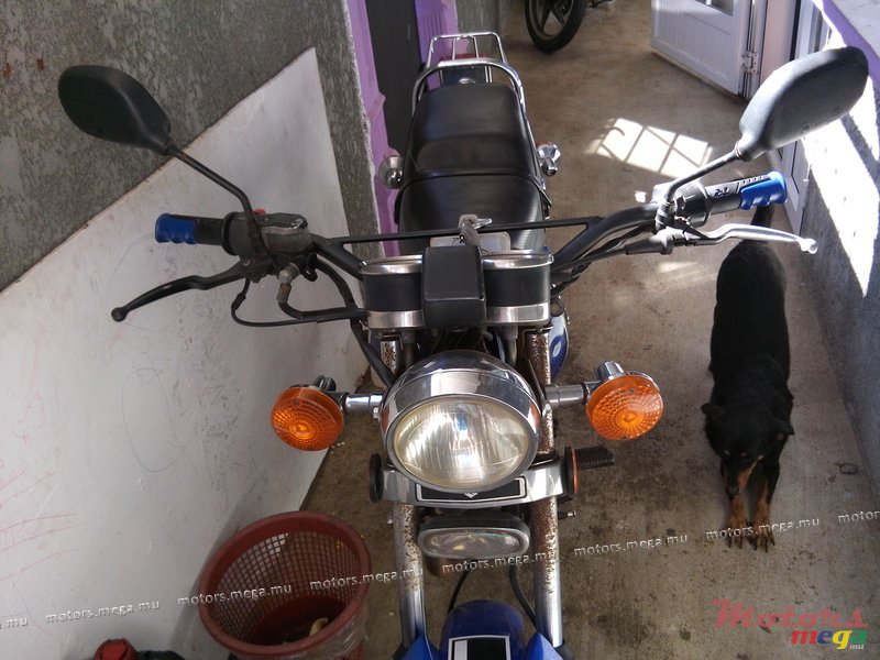 2004' Suzuki photo #3