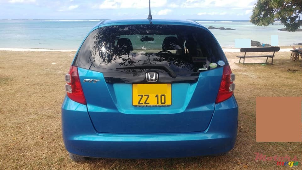 2010' Honda Fit photo #4