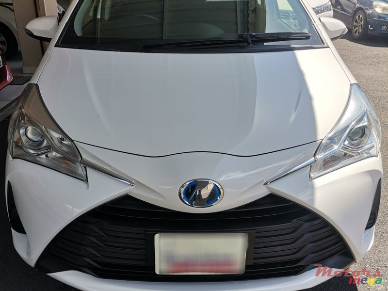 2019' Toyota Vitz Hybrid photo #5
