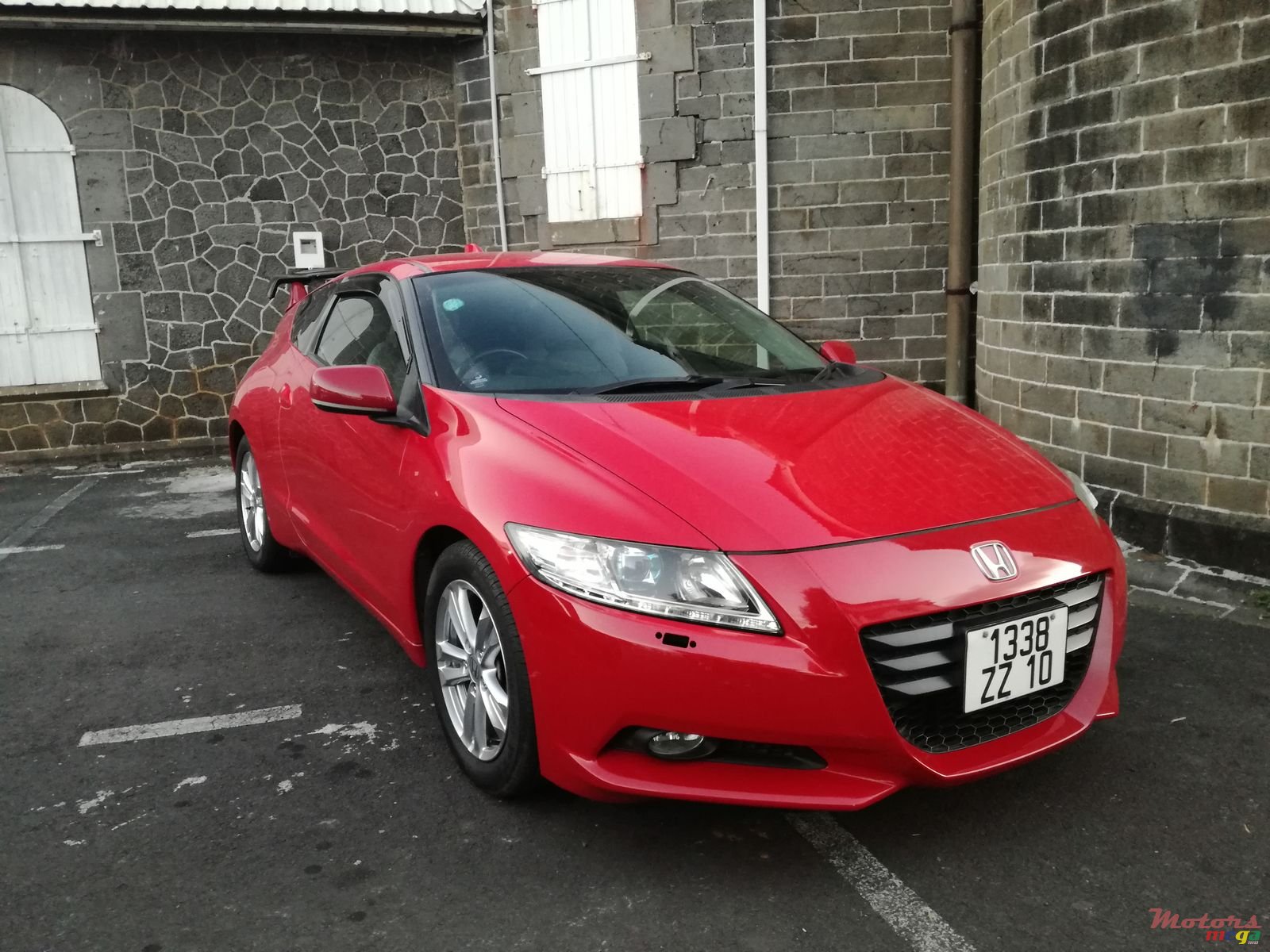 2010' Honda CR-Z photo #4