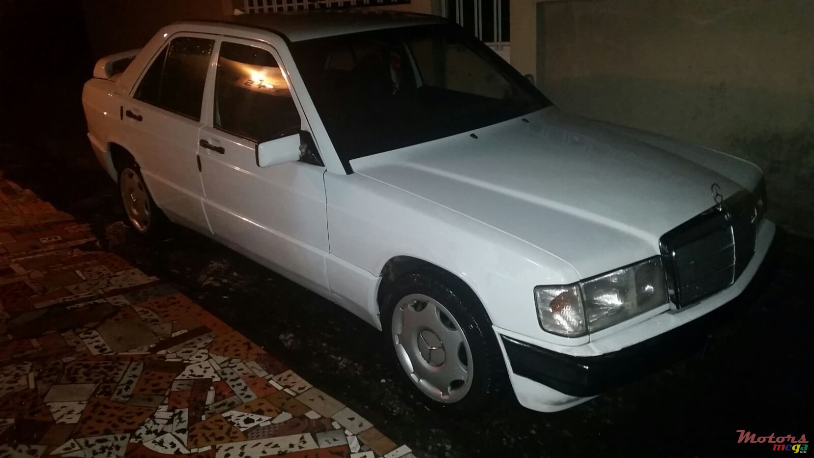 1993' Mercedes-Benz 190E photo #6