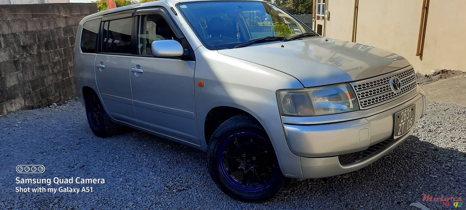 2005' Toyota Fielder photo #5
