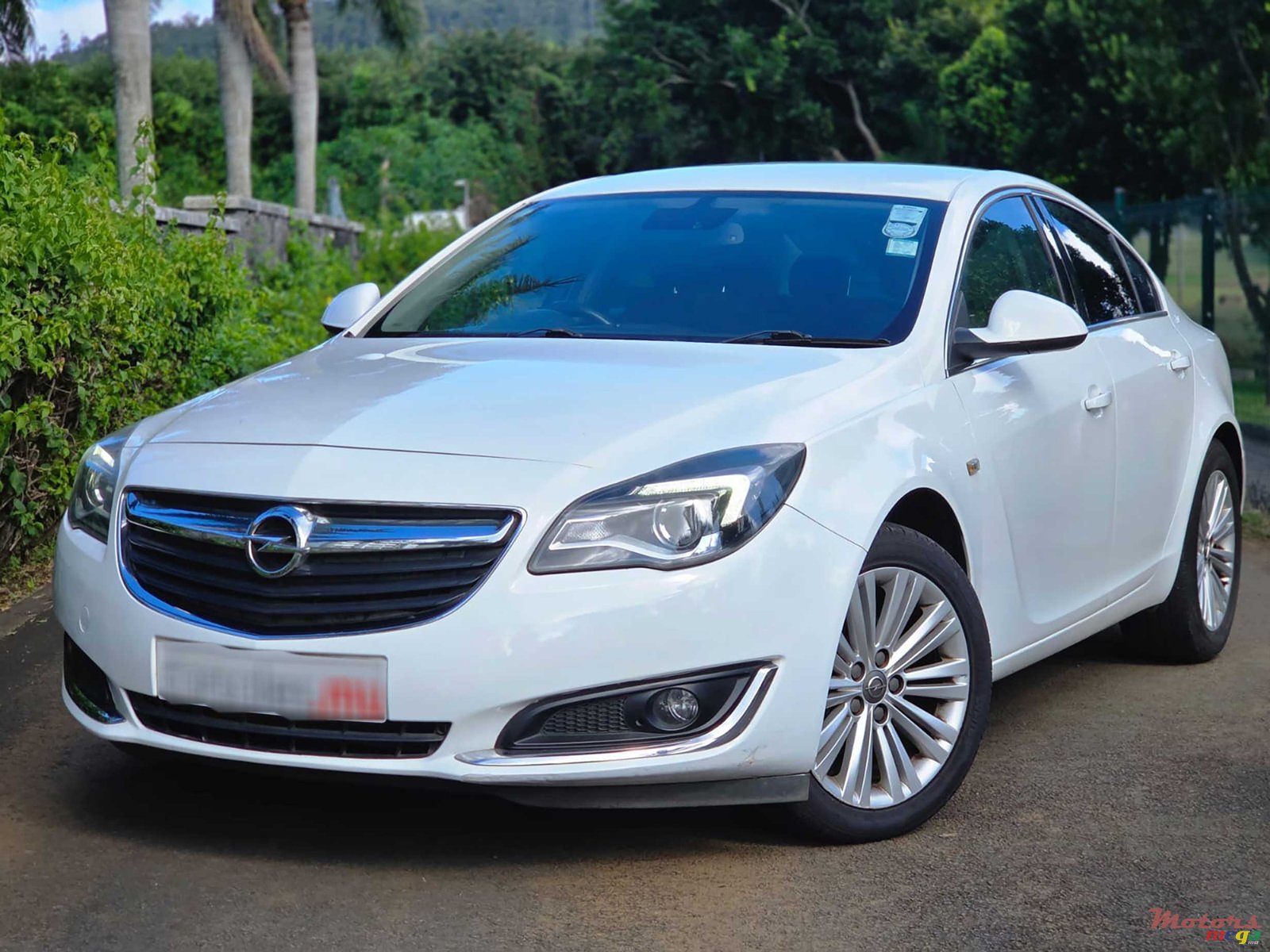 2016' Opel Insignia 1.6 Ecotec Cosmo photo #1