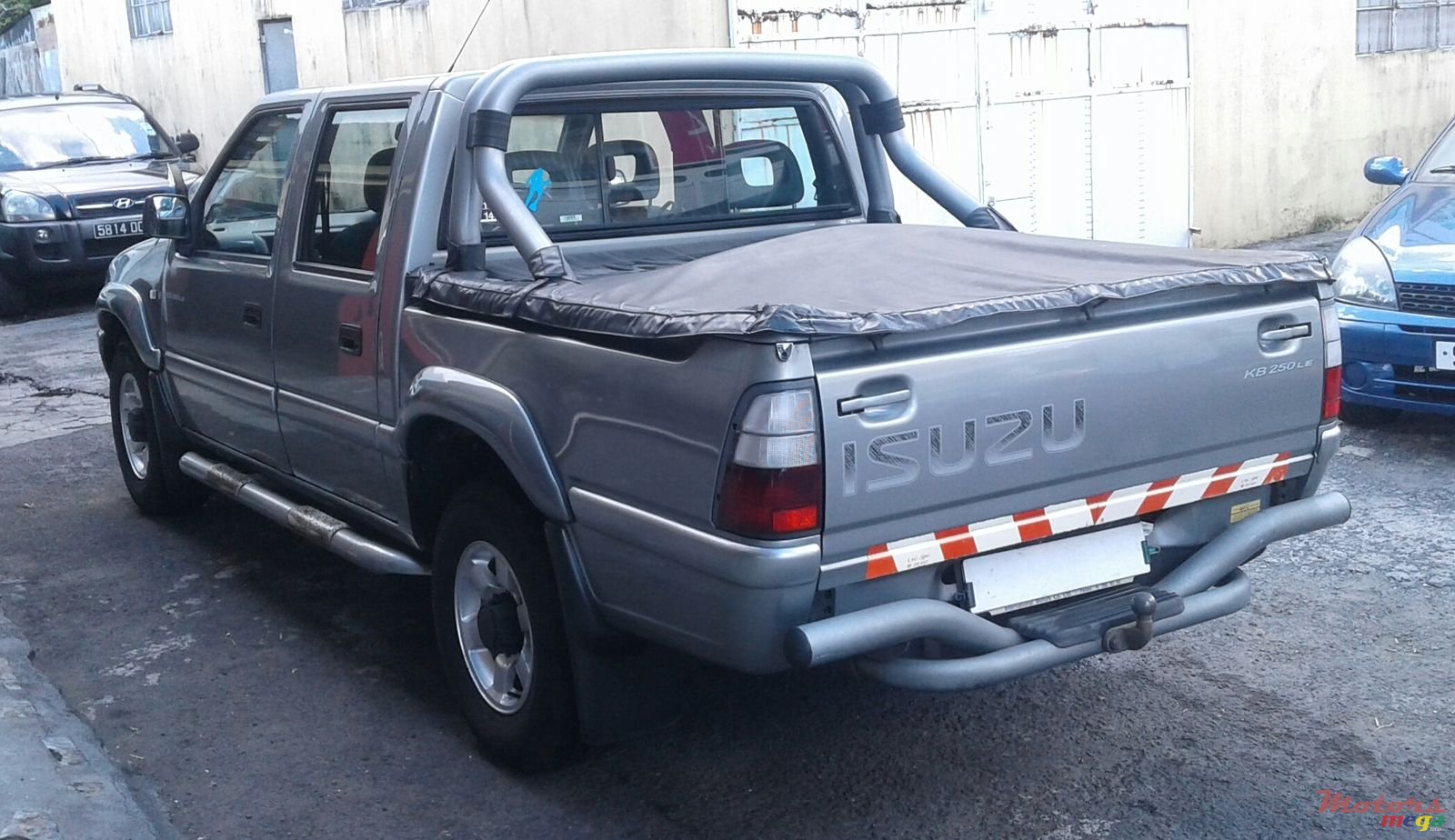 2003' Isuzu KB Series 250 photo #2