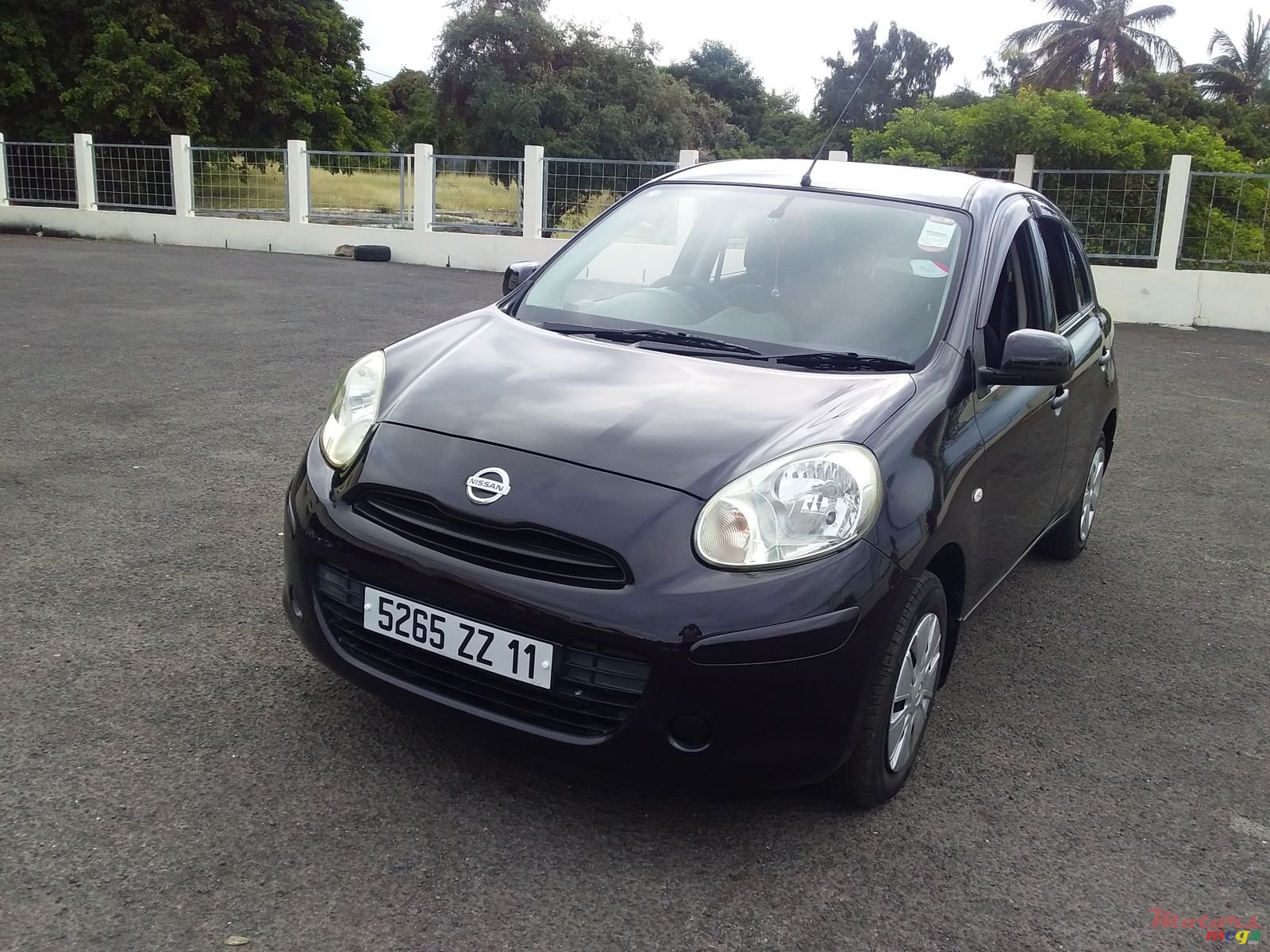 2011' Nissan March photo #2