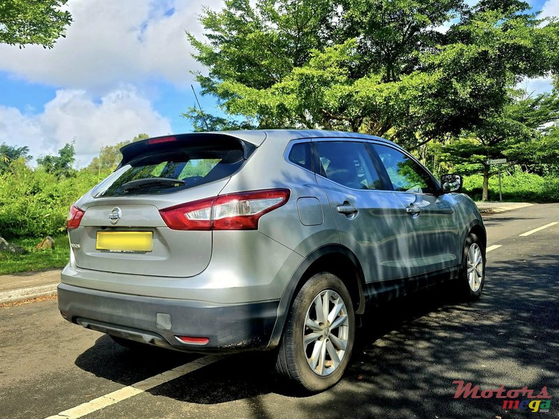 2017' Nissan Qashqai photo #4
