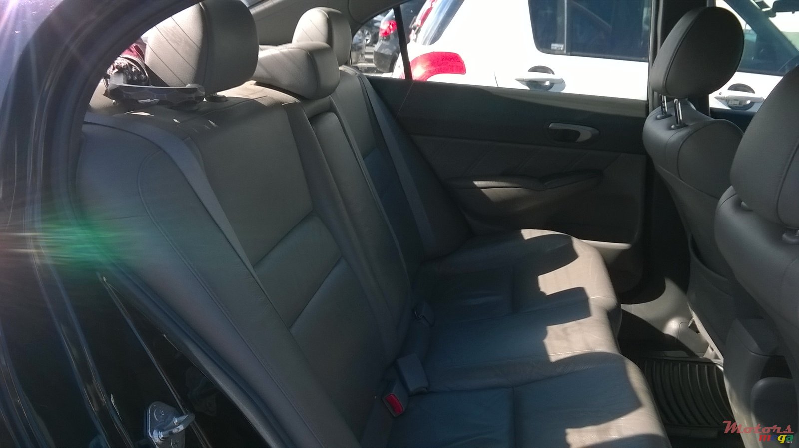 2008' Honda Civic Hybrid photo #2