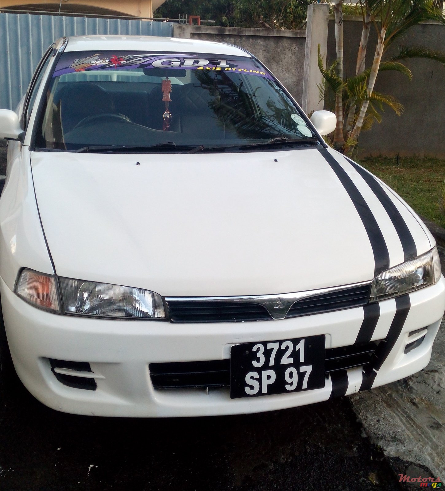 1997' Mitsubishi Lancer photo #1