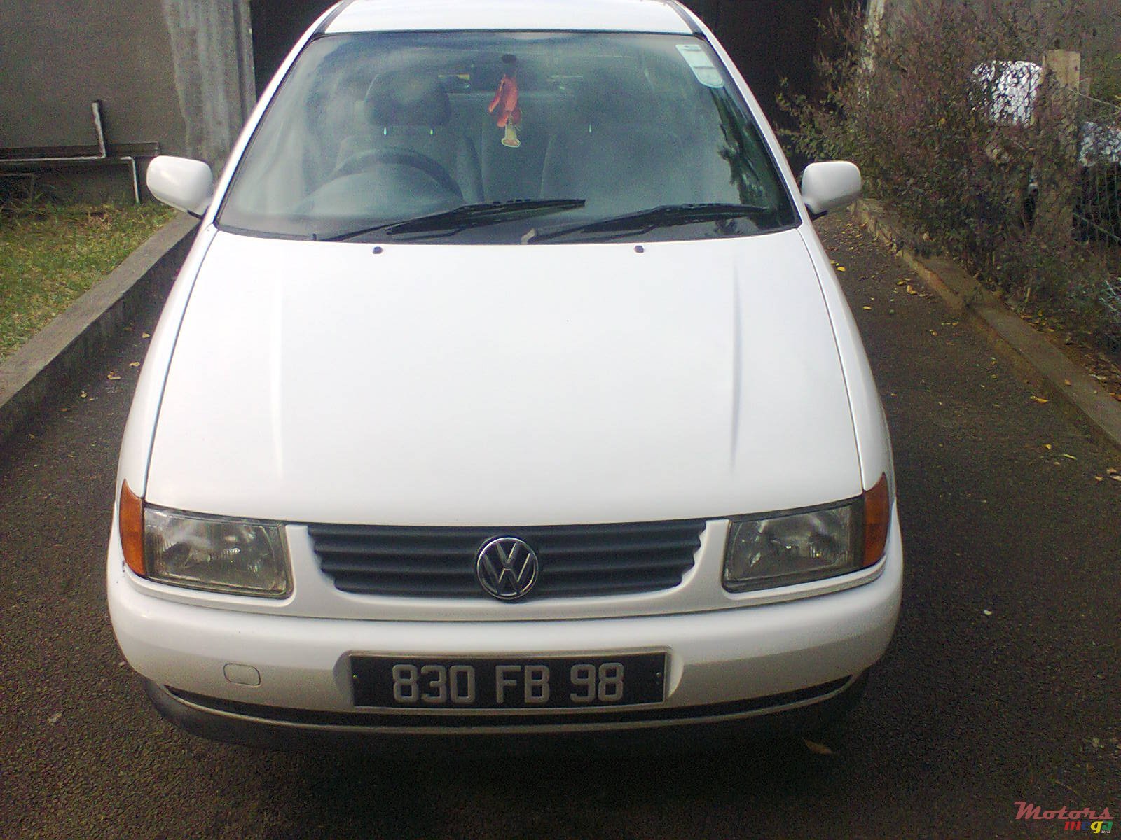 1998' Volkswagen Polo photo #1