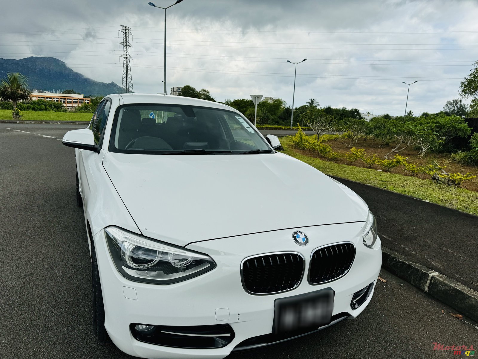 2012' BMW 116 Sportline photo #1