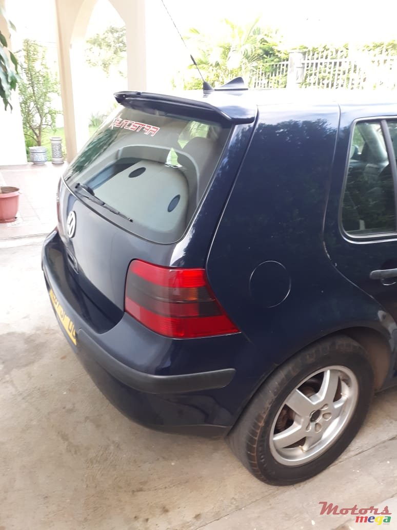 2006' Volkswagen Golf IV photo #3