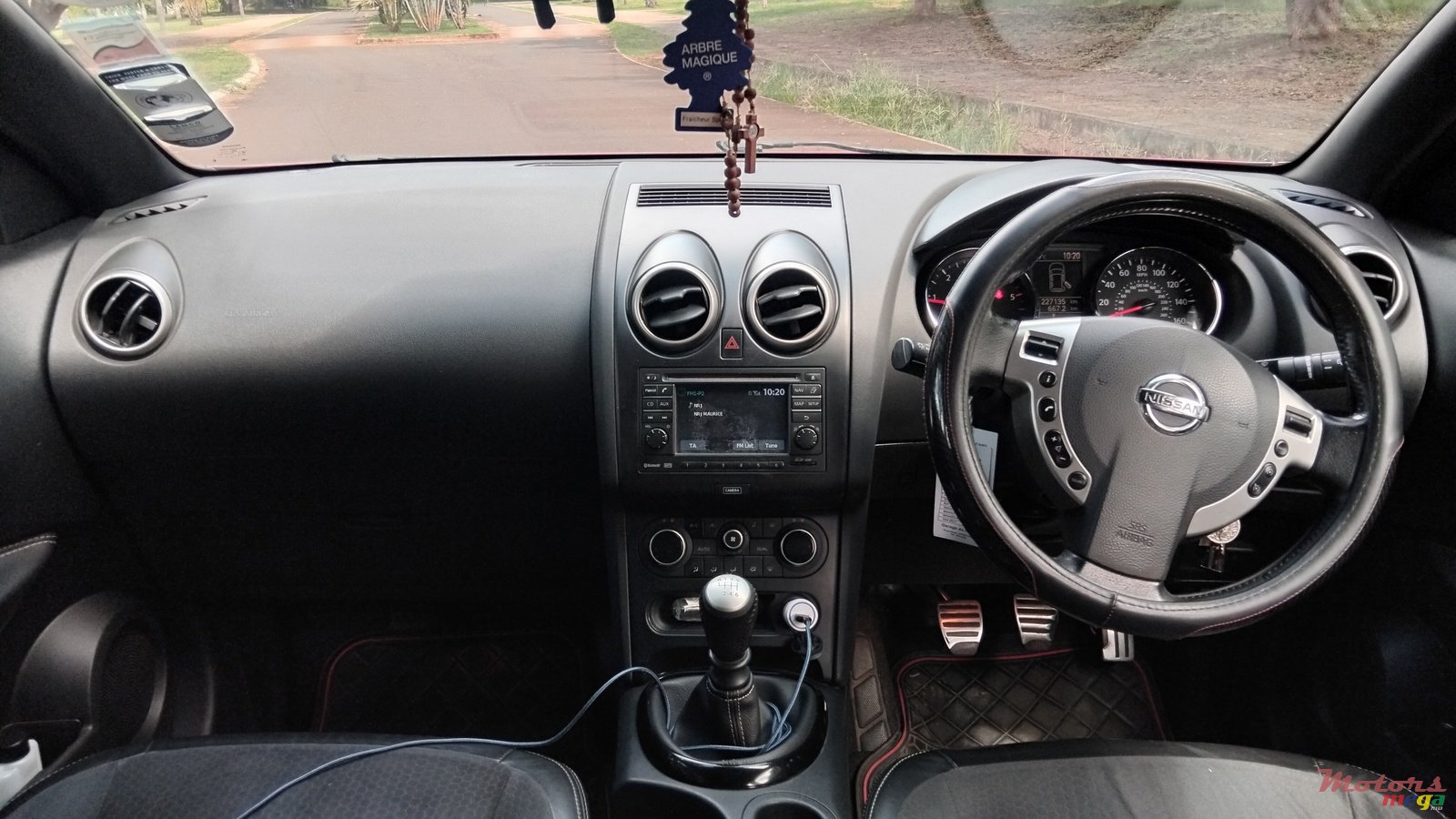 2014' Nissan Qashqai+2 None photo #5