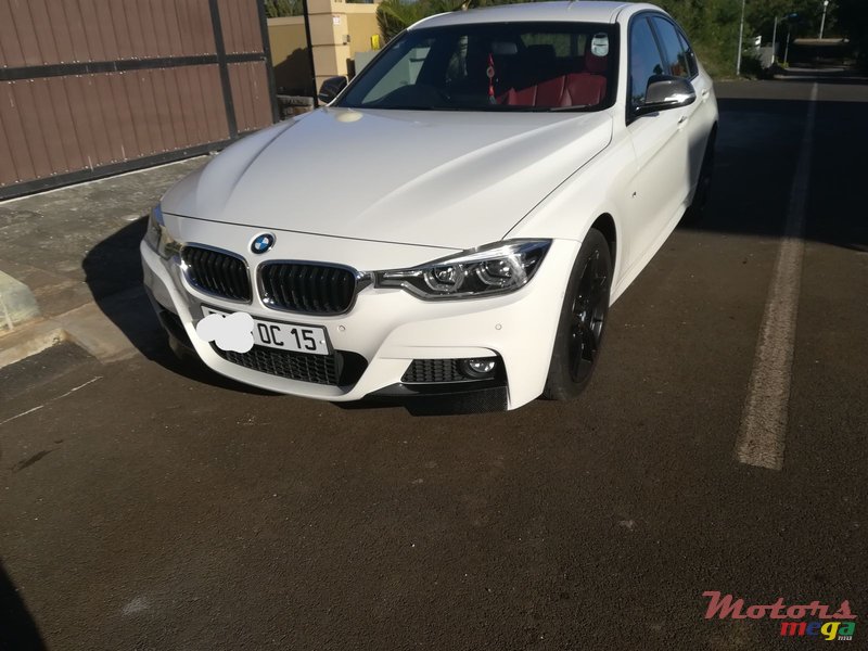 2015' BMW 3 Series photo #1