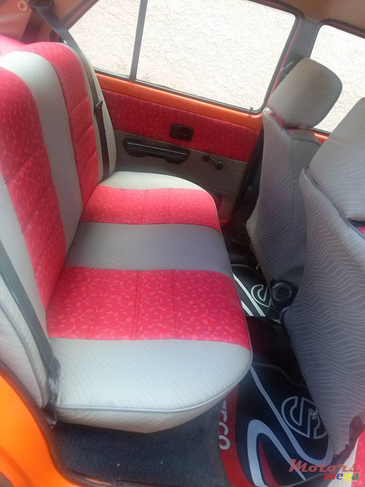 1992' Volkswagen Fox photo #6