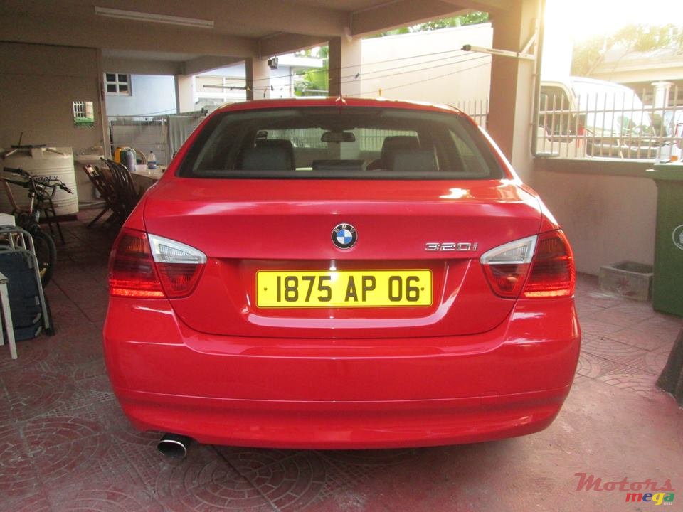 2006' BMW 320 i photo #6