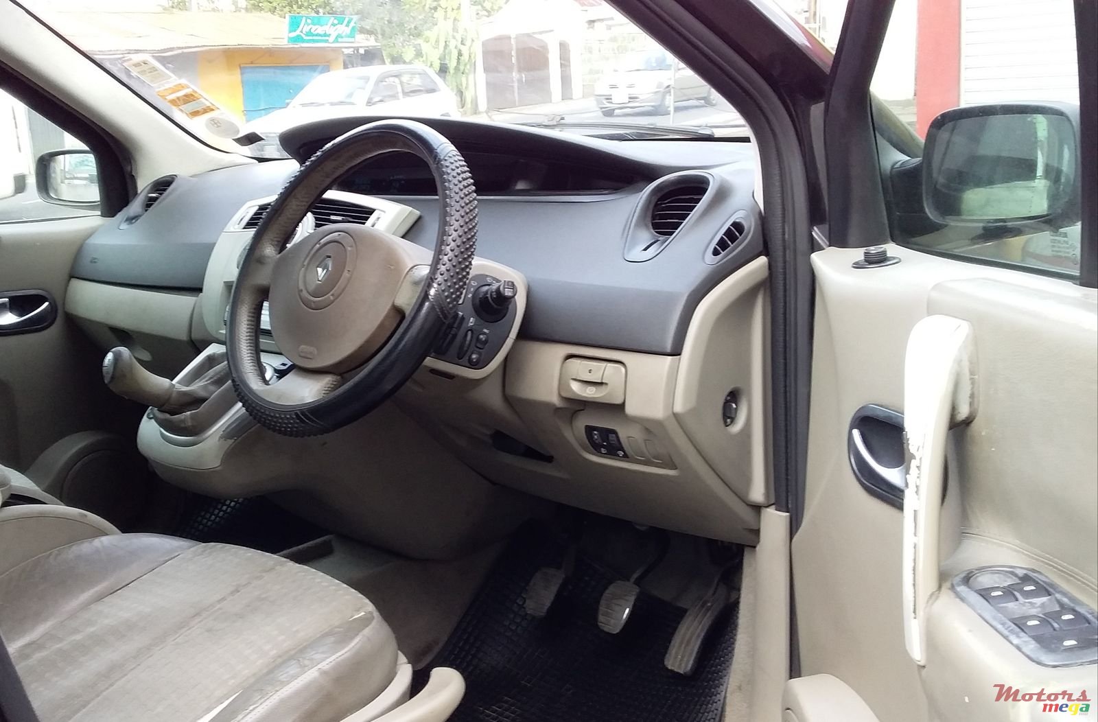 2005' Renault Scenic photo #3