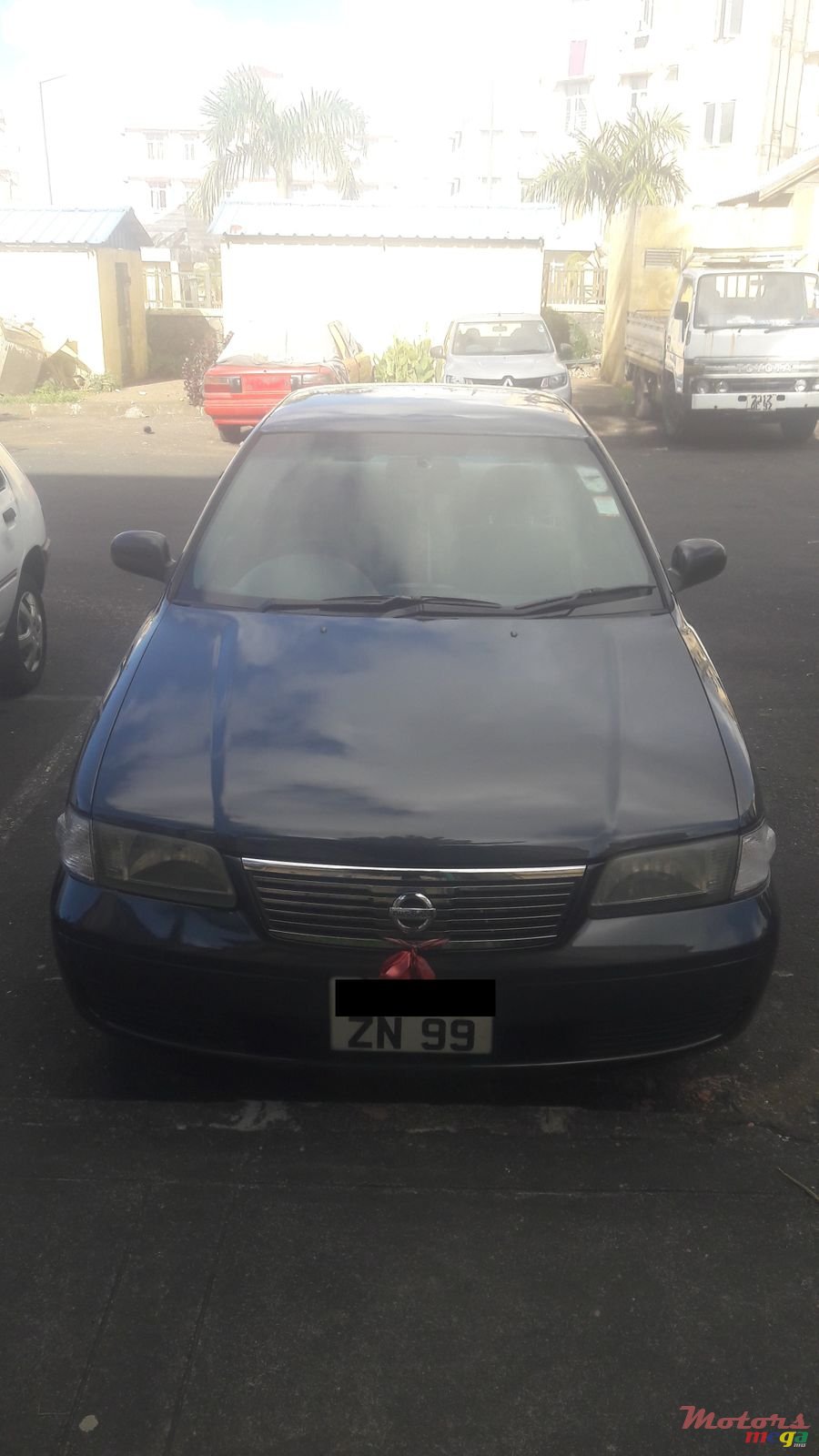 1999' Nissan Sunny photo #1