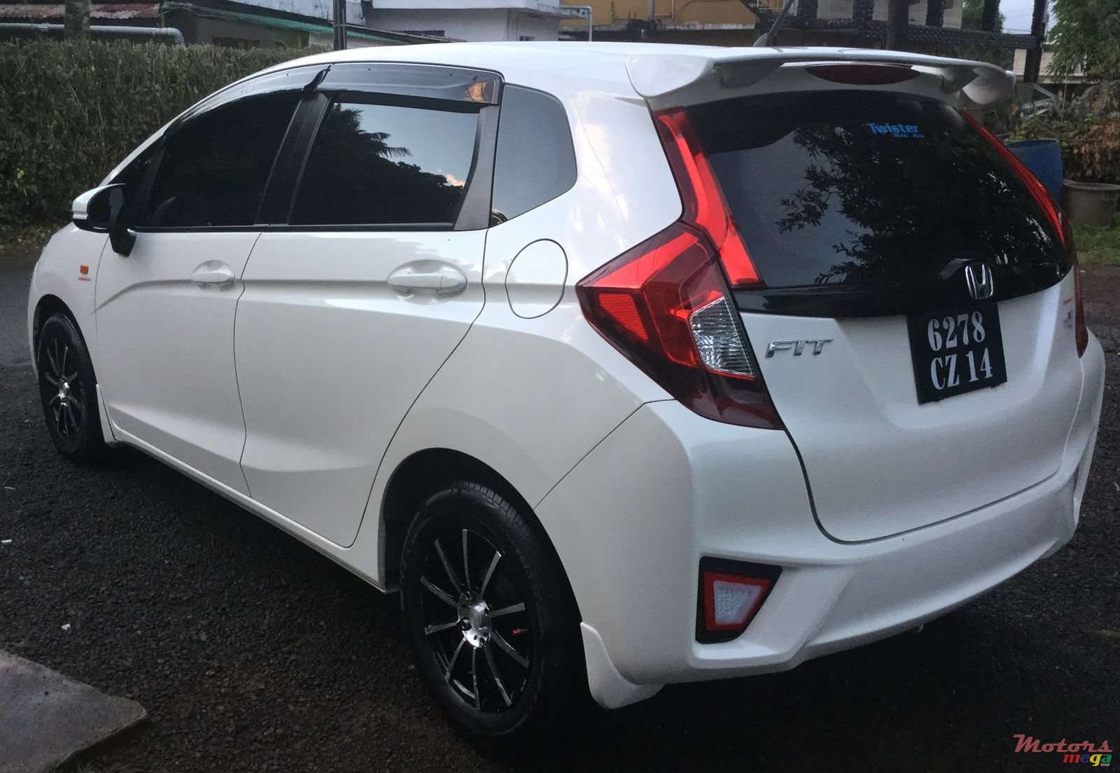 2014' Honda Fit photo #6