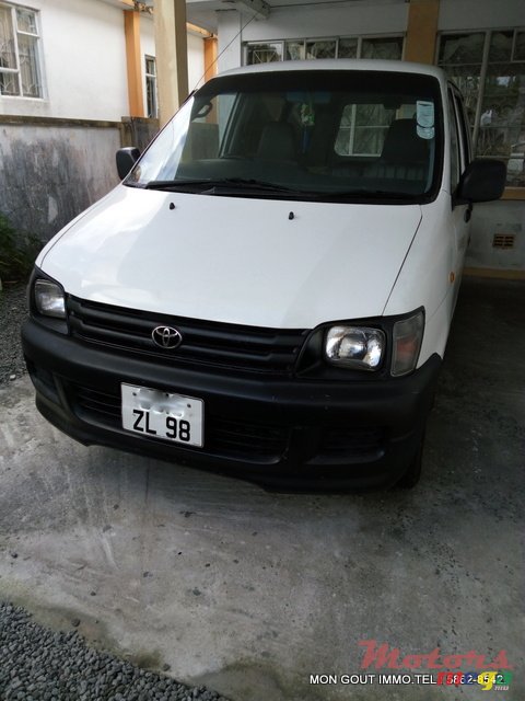 1998' Toyota Townace photo #1